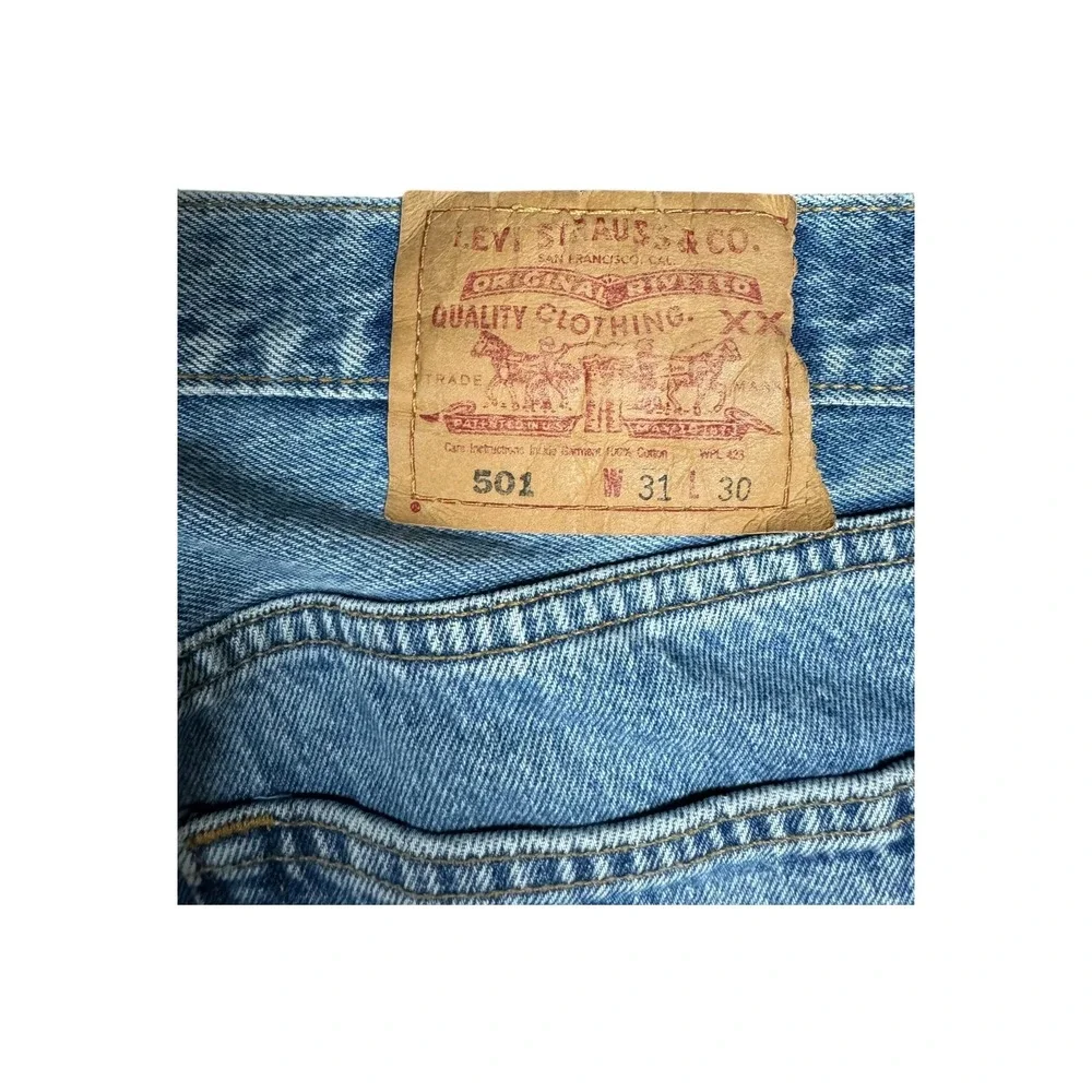 Levis 501 Jeans Mens 31x30 Blue Good Mark Gonzalez Artwork Prints